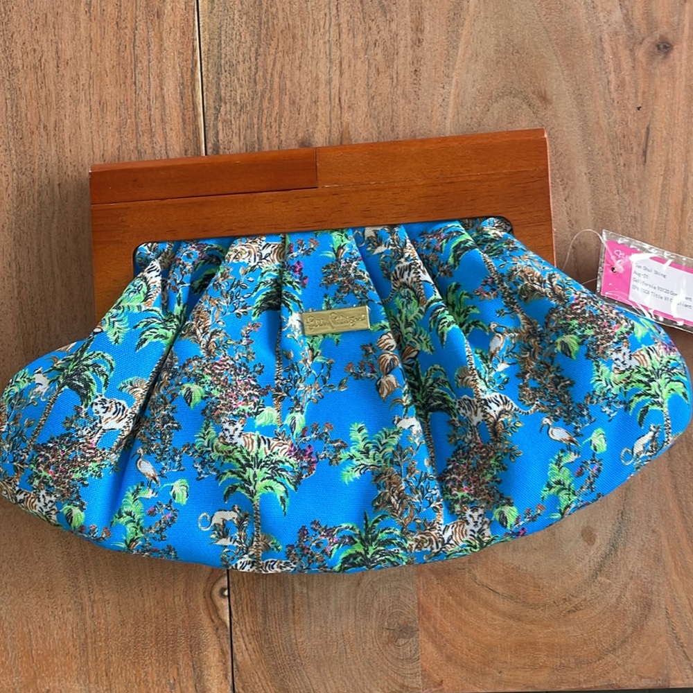 NWT Lilly Pulitzer Bermuda Clutch